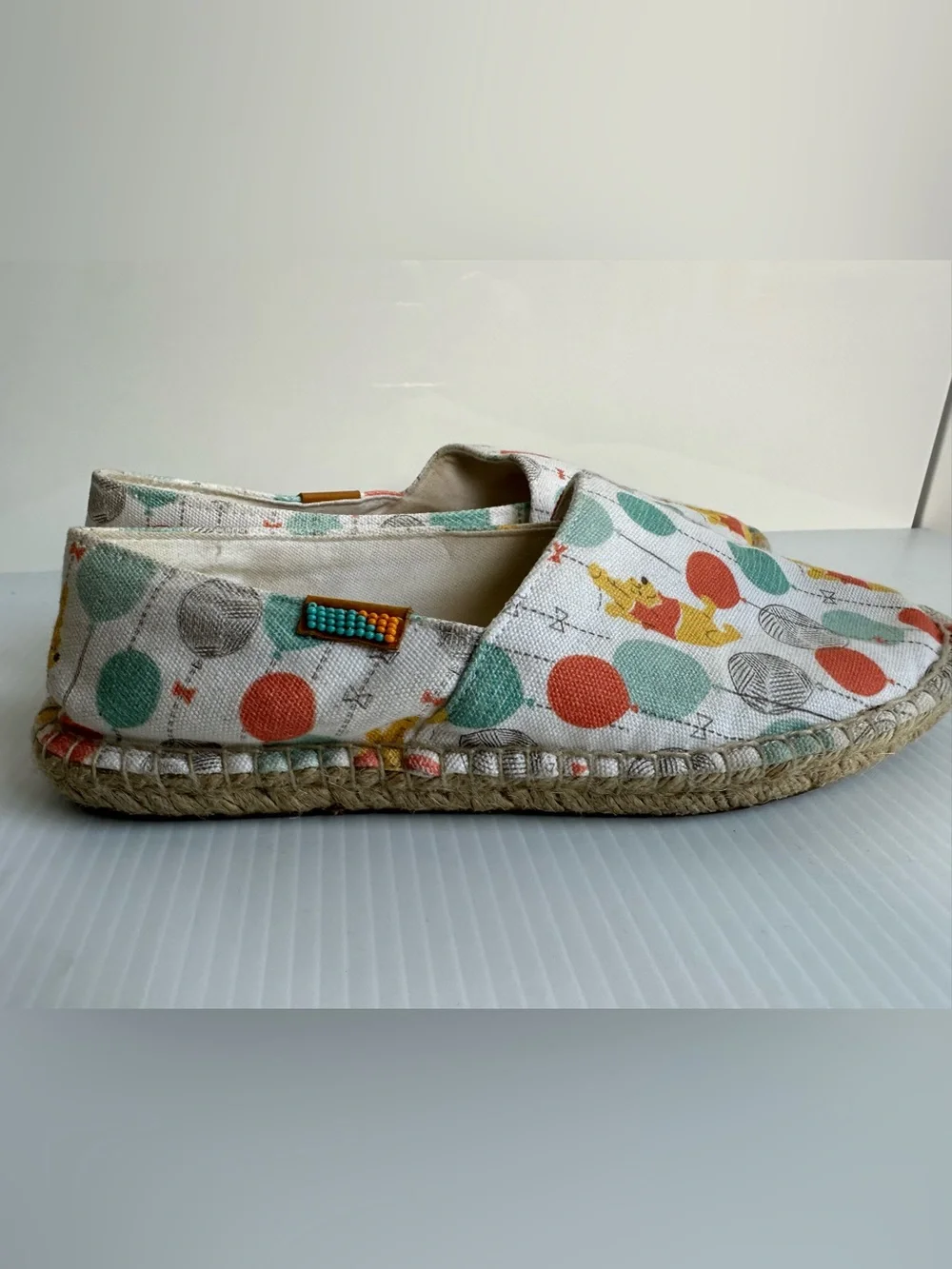 Disney X Ubuntu Espadrilles Winnie The Pooh Size 8.5